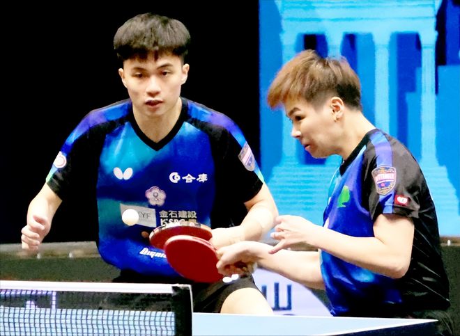 迷感到意外 迷感到意外